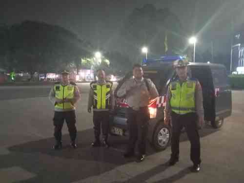 IPTU Rusandi Pimpin Patroli KRYD, Polsek Cikupa Antisipasi Gangguan Kamtibmas Malam Hari IPTU Rusandi Pimpin Patroli KRYD, Polsek Cikupa Antisipasi Gangguan Kamtibmas Malam Hari