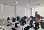 Pagi-Pagi Jalanan Tuban Mendadak Jadi Ruang Konsultasi, Polantas Tuban Bahas SIM dan BPKB