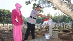 Jelang Hari Bhayangkara, Polresta Tangerang Teladani Semangat Juang dengan Ziarah di Taman Makam Pahlawan