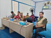 Babinsa Senoni Dampingi Pemdes Dalam Musrendes, Pastikan Aspirasi Warga Tersalurkan