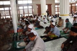 Jumling di Sukadiri, Kapolresta Tangerang Ajak Warga Jadi Penangkal Hoaks Kebakaran TPA Jatiwaringin