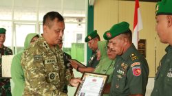 Penuh Haru, Dandim 1505/Tidore Beri Penghargaan kepada Prajurit Purna Bakti dan Pindah Satuan