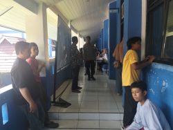Bhabinkamtibmas Kelurahan Sukamulya Pantau Masa Pengenalan Murid Baru di SMPN 2 Cikupa Bhabinkamtibmas Kelurahan Sukamulya Pantau Masa Pengenalan Murid Baru di SMPN 2 Cikupa