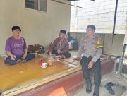 Bhabinkamtibmas Kelurahan Sukamulya Sambangi Tokoh Masyarakat, Perkuat Sinergi Jaga Kamtibmas
