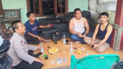 Program Polisi Peduli Pengangguran, Bhabinkamtibmas Desa Bojong Berikan Motivasi dan Edukasi kepada Warga