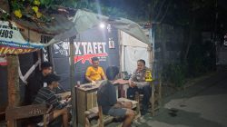 Bhabinkamtibmas Desa Cikupa Sambangi Pos Satkamling, Perkuat Sinergi dan Sosialisasikan Layanan Call Center 110 Bhabinkamtibmas Desa Cikupa Sambangi Pos Satkamling, Perkuat Sinergi dan Sosialisasikan Layanan Call Center 110
