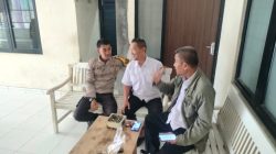 Bhabinkamtibmas Desa Cibadak Intensifkan Cooling System di Kantor Desa, Perkuat Sinergi Ciptakan Kamtibmas Kondusif Bhabinkamtibmas Desa Cibadak Intensifkan Cooling System di Kantor Desa, Perkuat Sinergi Ciptakan Kamtibmas Kondusif