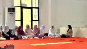 Bhabinkamtibmas Polsek Cikupa Hadiri Pengajian Rutin Bulanan di Kelurahan Sukamulya, Perkuat Sinergi Kamtibmas