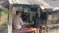 Bhabinkamtibmas Polsek Cikupa Sambangi Warga Desa Sukanagara, Serap Aspirasi dan Sosialisasikan Layanan Polri 110
