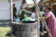 Tanggap Darurat Air Bersih: Satgas TMMD 129 Bojonegoro di Kesongo Guyur 11 Ribu Liter Air untuk Warga Krebet