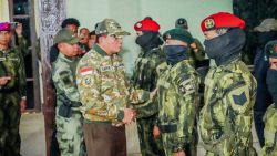 Panglima TNI Anugerahkan KPLB Sekaligus Resmikan Gedung Centralized Panglima TNI Anugerahkan KPLB Sekaligus Resmikan Gedung Centralized