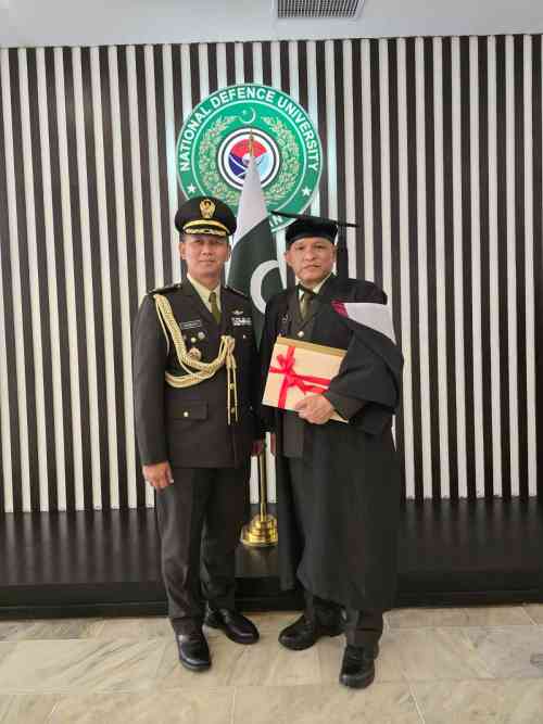 Harumkan Nama Bangsa, Perwira Korps Hukum TNI AD Raih Gelar Master dan Lulus Pendidikan Setingkat Lemhannas di Pakistan Harumkan Nama Bangsa, Perwira Korps Hukum TNI AD Raih Gelar Master dan Lulus Pendidikan Setingkat Lemhannas di Pakistan
