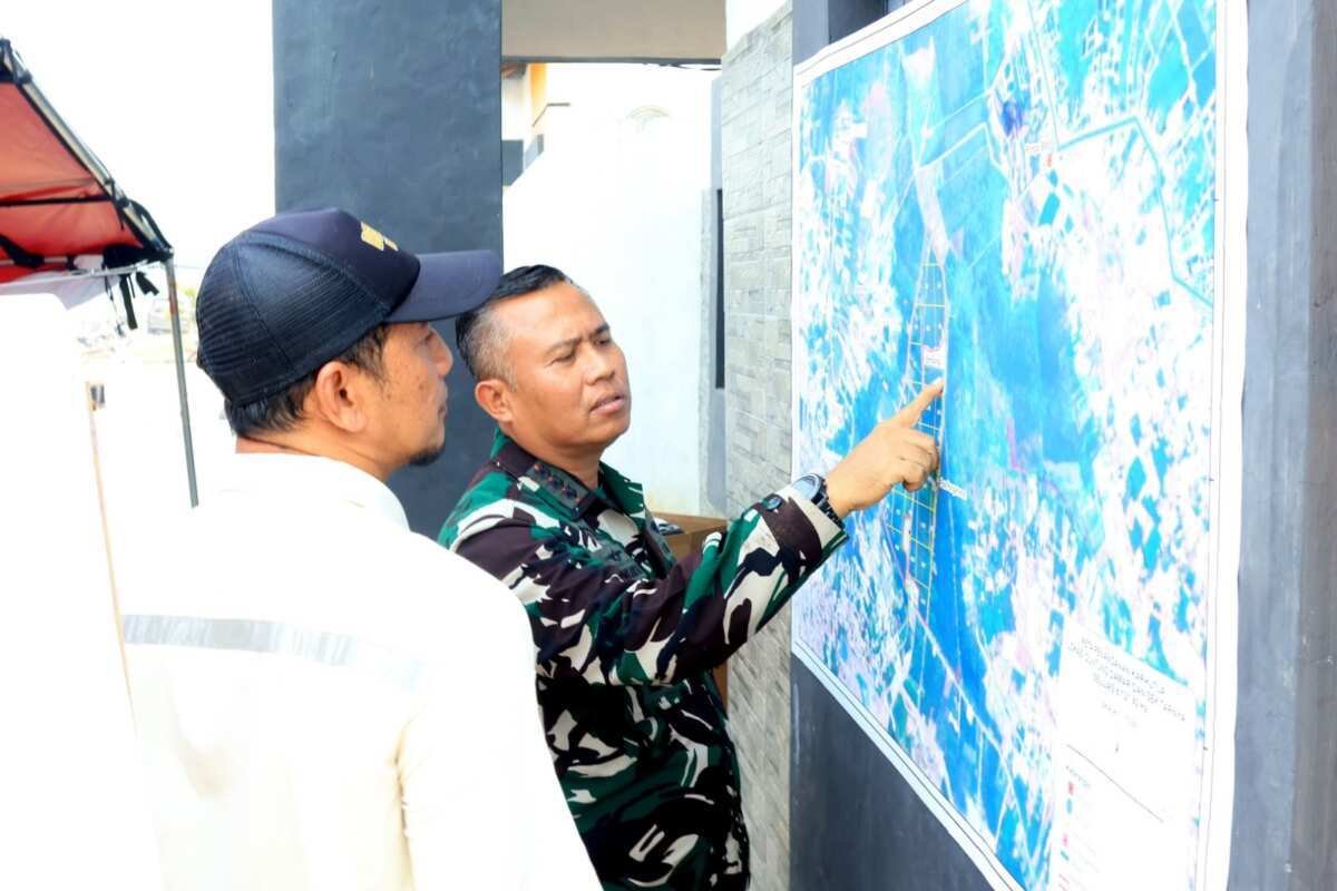 Api Belum Usai Perjuangan Berlanjut, Satgas Irigasi Lanud Sjamsudin Noor Terus Perkuat Upaya Padamkan Karhutla Kalsel Optimalkan Air Hingga Dinginkan Lahan Gambut Api Belum Usai Perjuangan Berlanjut, Satgas Irigasi Lanud Sjamsudin Noor Terus Perkuat Upaya Padamkan Karhutla Kalsel Optimalkan Air Hingga Dinginkan Lahan Gambut