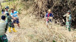 Merawat Lingkungan, Membangun Masa Depan: Satgas TMMD 129 Bojonegoro dan Warga Bersih-Bersih Sungai Kesongo