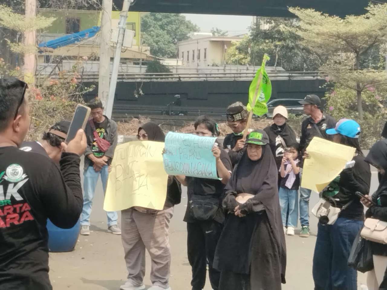 FBR Gelar Aksi di Gerbang Barat Ancol, Desak Manajemen Beri Permintaan Maaf