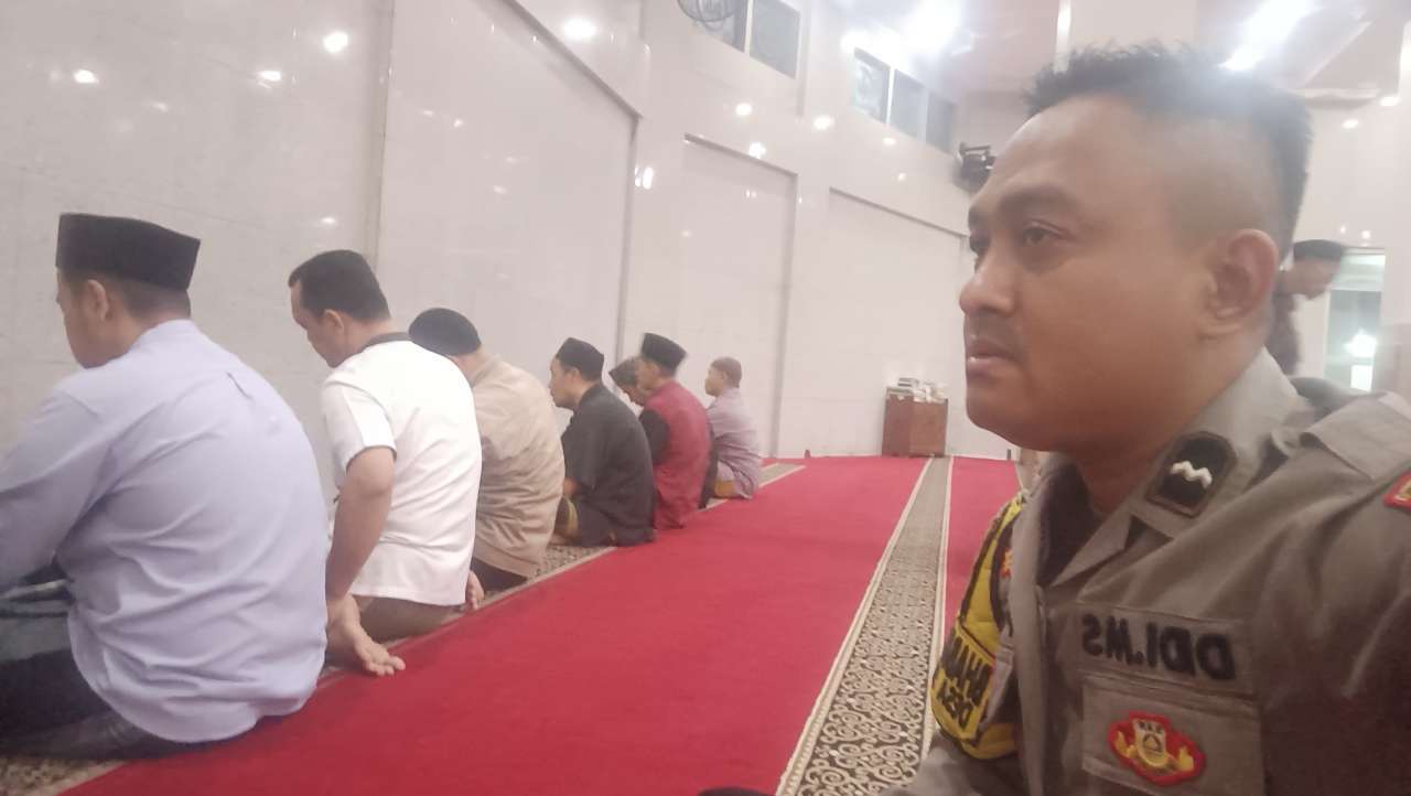 Bhabinkamtibmas Polsek Cikupa Gelar Suling, Sampaikan Pesan Kamtibmas kepada Jamaah Bhabinkamtibmas Polsek Cikupa Gelar Suling, Sampaikan Pesan Kamtibmas kepada Jamaah