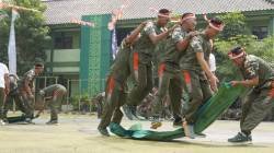 Semarak HUT RI ke-81: Soliditas Mewarnai Lomba Tradisional Kodim 0813 Bojonegoro Semarak HUT RI ke-81: Soliditas Mewarnai Lomba Tradisional Kodim 0813 Bojonegoro