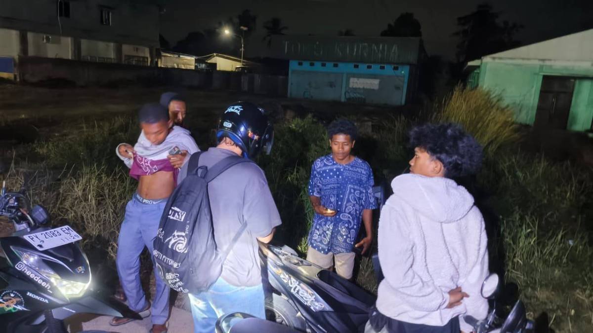 Tim Opsnal Polres Sorong Intensifkan Patroli Antisipasi 3C di Wilayah Aimas Tim Opsnal Polres Sorong Intensifkan Patroli Antisipasi 3C di Wilayah Aimas
