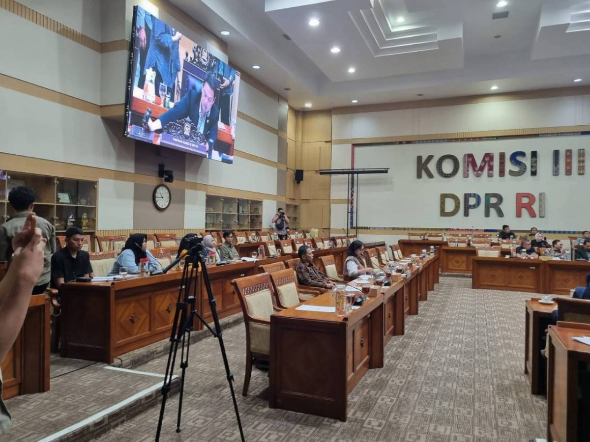 RDPU Konflik Agraria Ditunda, Kabareskrim Tak Hadir di Komisi III DPR RI RDPU Konflik Agraria Ditunda, Kabareskrim Tak Hadir di Komisi III DPR RI