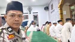 Bhabinkamtibmas Polsek Cikupa Laksanakan Subuh Keliling, Perkuat Silaturahmi dengan Warga Sukamulya Bhabinkamtibmas Polsek Cikupa Laksanakan Subuh Keliling, Perkuat Silaturahmi dengan Warga Sukamulya