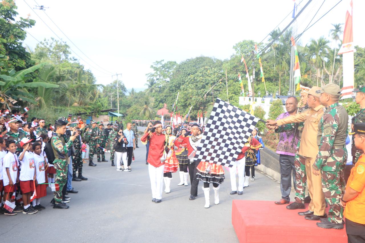 Sang Merah Putih Terbesar di Indonesia Berkibar di Puncak Gunung Cycloop, Koops TNI Habema : Gegap Gempita Damai Persatuan dari Tanah Cenderawasih Sang Merah Putih Terbesar di Indonesia Berkibar di Puncak Gunung Cycloop, Koops TNI Habema : Gegap Gempita Damai Persatuan dari Tanah Cenderawasih