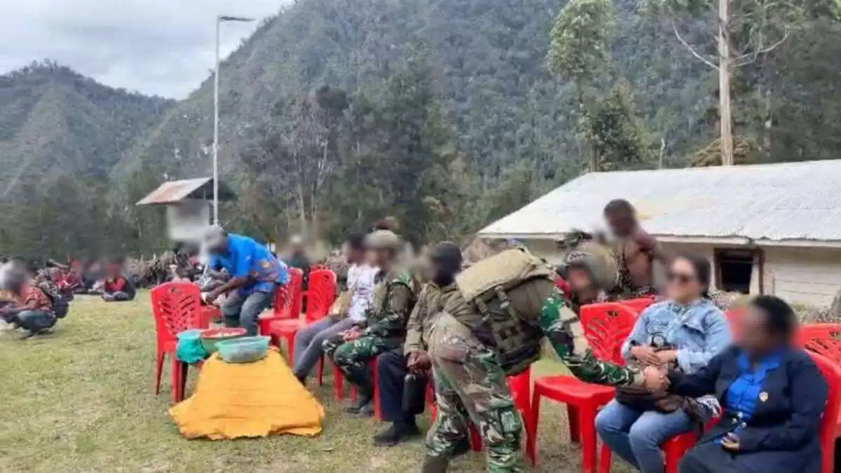 TNI Hadir dengan Kepedulian, Koops TNI Habema Luruskan Informasi Terkait Ucapan Terima Kasih Umat Stasi Santa Sisilia Wuloni