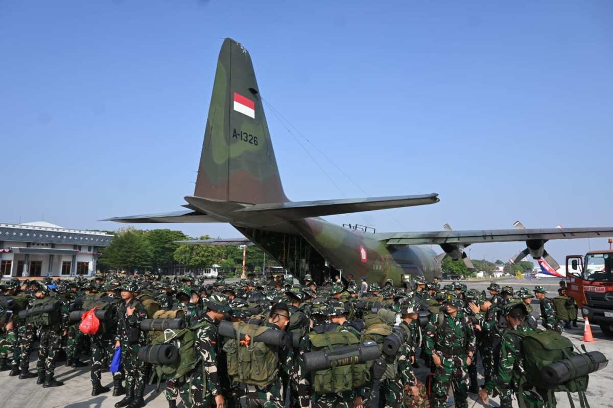 TNI Kerahkan Tiga Batalyon Teritorial Pembangunan Perkuat Penanganan Karhutla di Kalbar