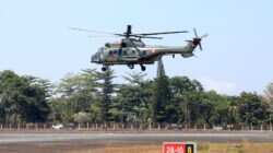 Pantau Dari Langit, Lanud Sjamsudin Noor Dukung Patroli Udara Helikopter Caracal TNI AU Dalam Penanganan Karhutla di Kasel