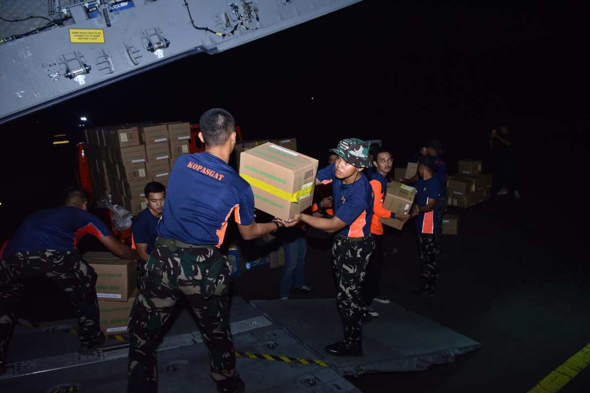 Hari Keempat Belas Penanganan Gempa NTT, TNI Salurkan 968,953 Ton Bantuan Hari Keempat Belas Penanganan Gempa NTT, TNI Salurkan 968,953 Ton Bantuan