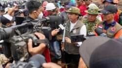 Kebakaran Hutan di Pelalawan: Upaya Pemadaman dan Pendinginan Kebakaran Hutan di Pelalawan: Upaya Pemadaman dan Pendinginan