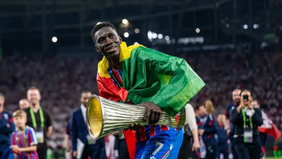 Liverpool Bidik Ismaila Sarr: Winger Crystal Palace Siap Menatap Tantangan Baru Liverpool Bidik Ismaila Sarr: Winger Crystal Palace Siap Menatap Tantangan Baru