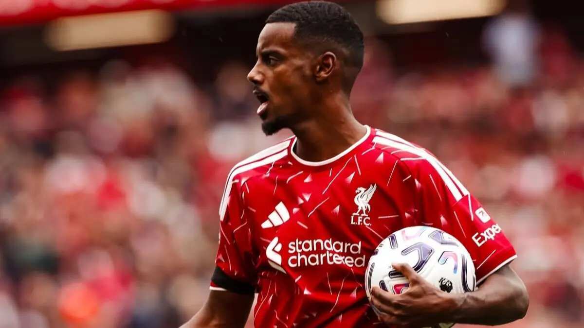 Liverpool Imbang Melawan Nottingham Forest: Sorotan Pertandingan Liverpool Imbang Melawan Nottingham Forest: Sorotan Pertandingan