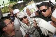 Duka dan Tuntutan Keadilan: Habib Bahar Melayat Korban Demo 27 Agustus