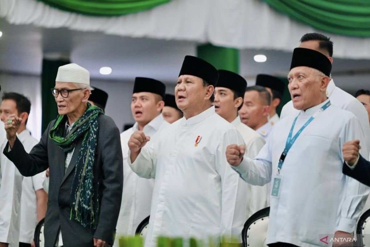 Prabowo Resmi Tutup Muktamar Nahdlatul Ulama ke-35 Prabowo Resmi Tutup Muktamar Nahdlatul Ulama ke-35