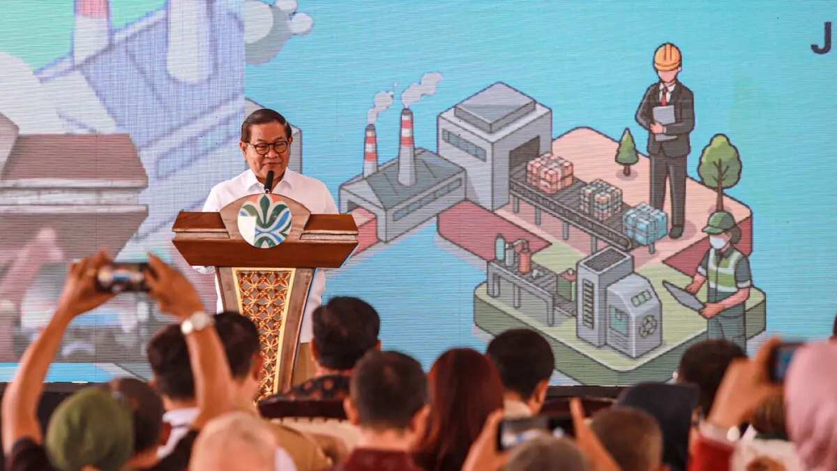 Tarif Baru Transjabodetabek Rute Blok M ke Bandara Soetta Tarif Baru Transjabodetabek Rute Blok M ke Bandara Soetta