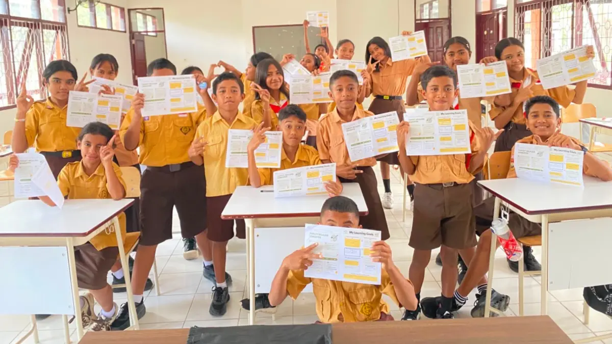 Inisiatif Unesa dalam Meningkatkan Pendidikan di NTT dan Malut