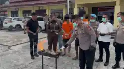 Polres Maybrat Musnahkan 115 Gram Ganja, Komitmen Polri Berantas Narkotika dan Disaksikan oleh Sejumlah Pihak Polres Maybrat Musnahkan 115 Gram Ganja, Komitmen Polri Berantas Narkotika dan Disaksikan oleh Sejumlah Pihak