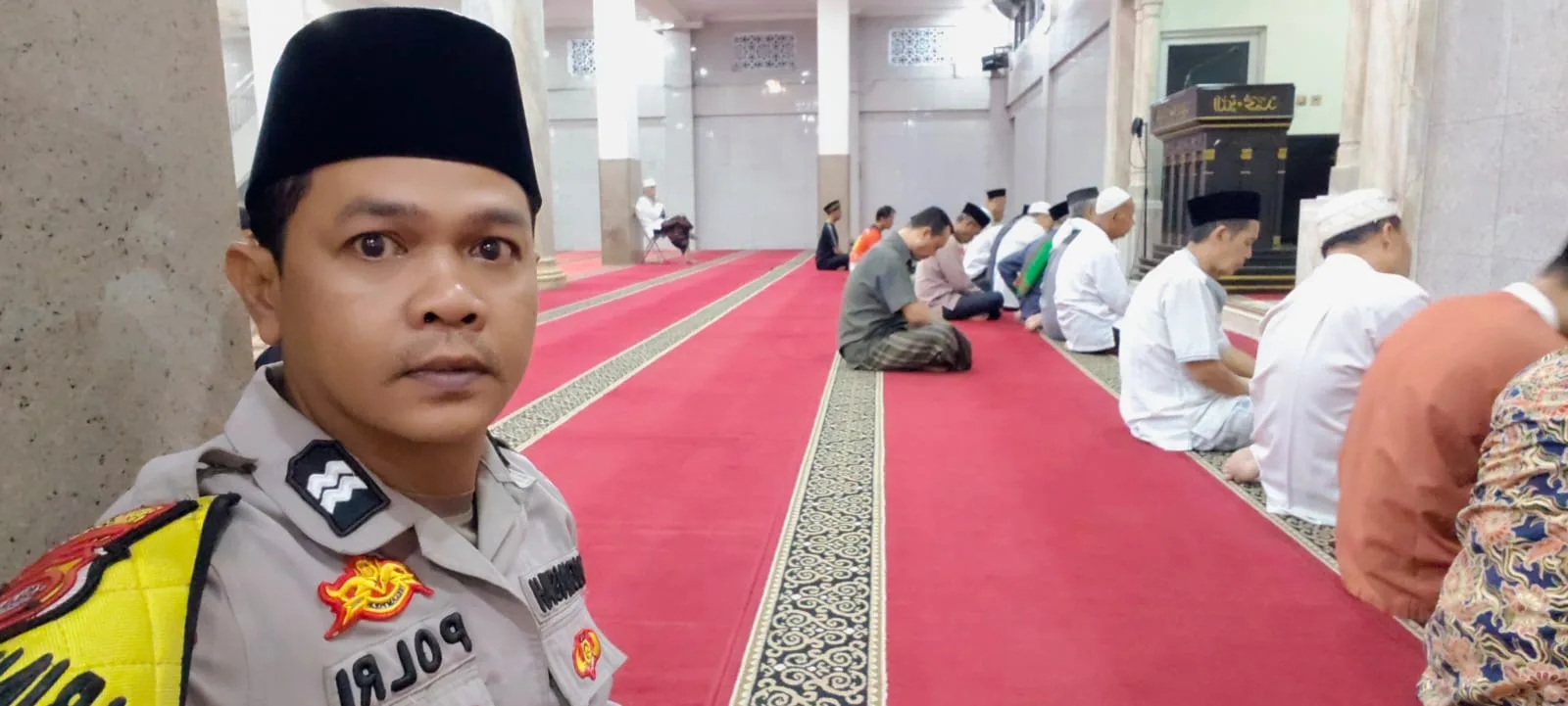 SULING, Aiptu Budiansyah Sambangi Jamaah Masjid Jami Nurrohman Talagasari