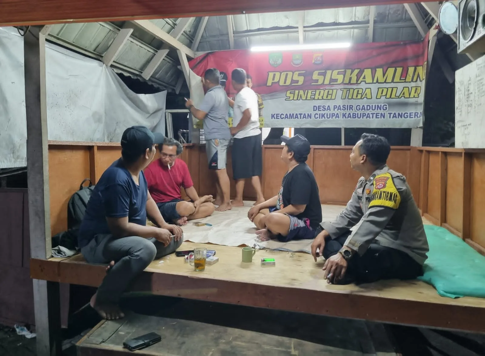 Ronda Bersama Warga, Aipda Dieko Perkuat Kamtibmas di Pasir Gadung