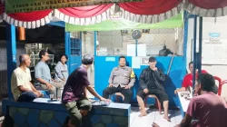 Ronda Bersama Warga, Aiptu Tri Iskandar Perkuat Kamtibmas di Bitung Jaya