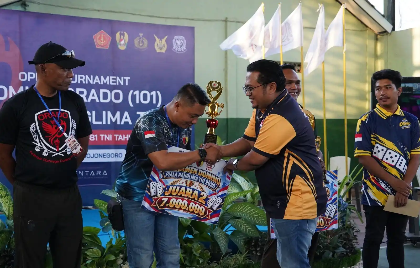Duet Kapas 02 Sabet Juara Turnamen Domino 101 Piala Panglima TNI di Bojonegoro Duet Kapas 02 Sabet Juara Turnamen Domino 101 Piala Panglima TNI di Bojonegoro