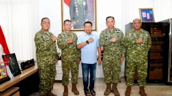 Silaturahmi Penuh Jelang HUT TNI, Jenderal TNI (Purn) Moeldoko Ingatkan tentang Profesionalisme Prajurit Silaturahmi Penuh Jelang HUT TNI, Jenderal TNI (Purn) Moeldoko Ingatkan tentang Profesionalisme Prajurit