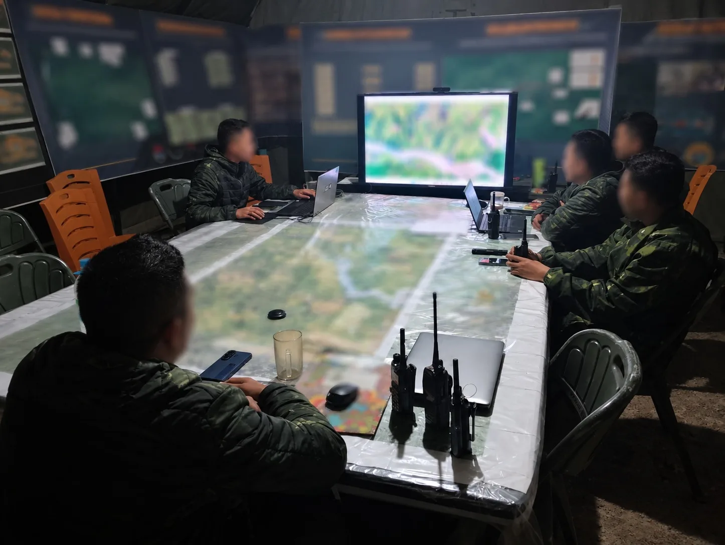 Koops TNI Habema Amankan Kampung Balamai atas, Pangkoops: Ketegasan untuk Melindungi Masyarakat dan Menjaga Ruang Damai Koops TNI Habema Amankan Kampung Balamai atas, Pangkoops: Ketegasan untuk Melindungi Masyarakat dan Menjaga Ruang Damai
