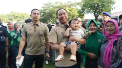 Panglima TNI Hadiri Hit & Eat Kodam Jaya, Perkuat Kebersamaan dengan Masyarakat Panglima TNI Hadiri Hit & Eat Kodam Jaya, Perkuat Kebersamaan dengan Masyarakat