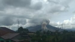 Erupsi Gunung Sinabung Memicu Kewaspadaan Masyarakat
