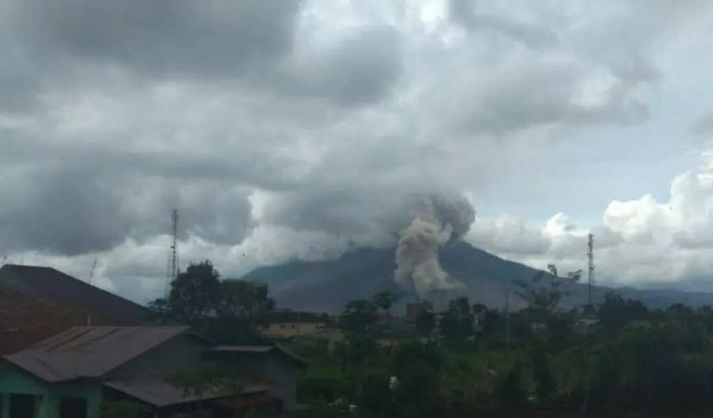 Erupsi Gunung Sinabung Memicu Kewaspadaan Masyarakat