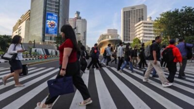 Dampak Penurunan Daya Beli terhadap Konsumsi Rumah Tangga di Indonesia Dampak Penurunan Daya Beli terhadap Konsumsi Rumah Tangga di Indonesia