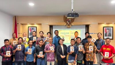Pelatihan Bahasa Inggris untuk Kusir Andong dan Pengelolaan Limbah di Yogyakarta