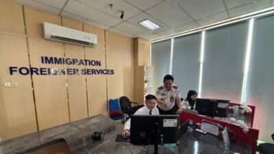 Warga Negara Asing Aljazair yang Terlihat di Danau Sunter Warga Negara Asing Aljazair yang Terlihat di Danau Sunter