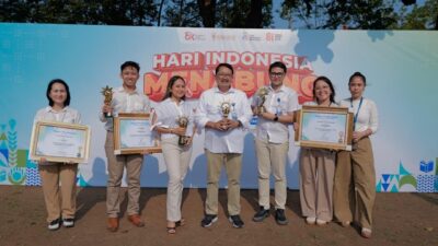 Komitmen Peningkatan Literasi dan Inklusi Keuangan di Indonesia Komitmen Peningkatan Literasi dan Inklusi Keuangan di Indonesia
